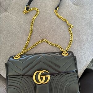 Black GG Quilted Leather Shoulder Bag